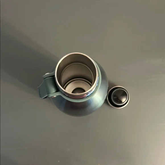 Stainless Steel Water Bottle with Carabiner - Picture 4 of 4